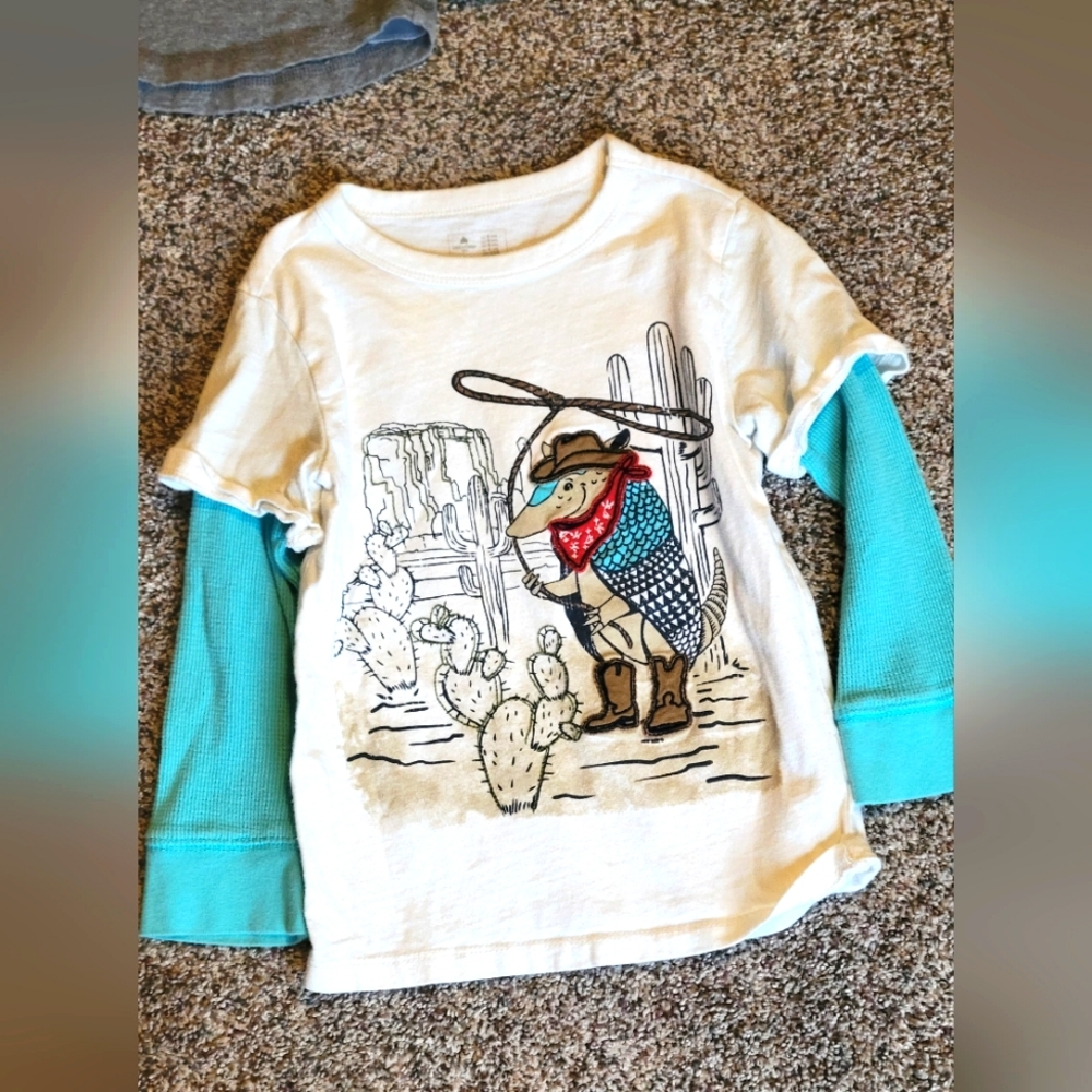 4t Gap long sleeve